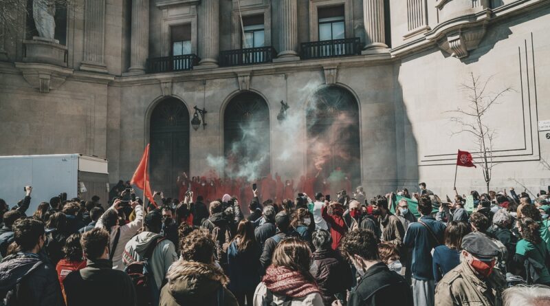 Manifestazione 5 novembre: la metamorfosi della manifestazione sui giornali